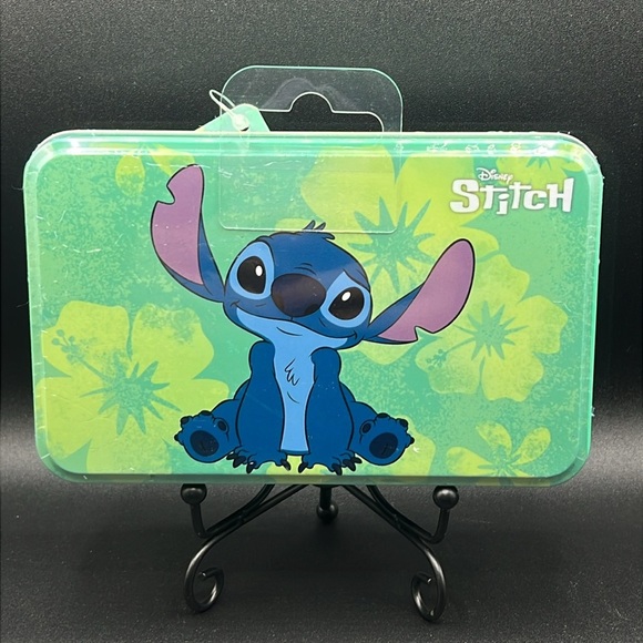 Disney Stitch 6 Piece Lip Balm Limited Edition Collection Tin Set - Picture 2 of 3